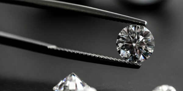 Comment vendre un diamant taille ancienne sur Paris ?