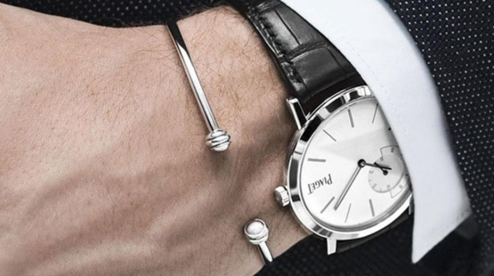 Piaget dévoile un bracelet en or blanc pour homme